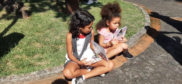 Flist 2022, Pré-lançamento dos livros de Maria do Rosário (Duaia) de Assumpção Braga pela Realizamos Artes no Parque das Ruínas, RJ.